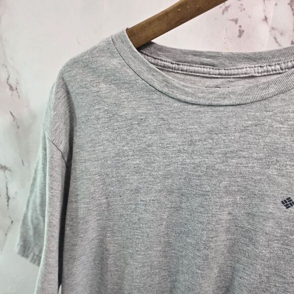 Columbia T Shirt Mens Medium Gray Short Sleeve Tee Crew Neck Tent Camping - Picture 2 of 11